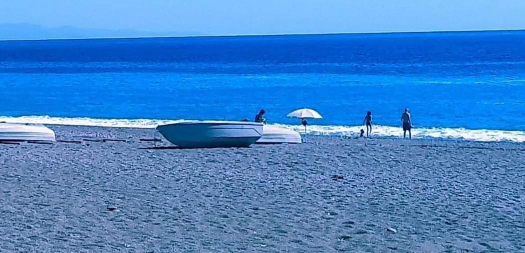 Piedimonte Mare Etna Fiumefreddo di Sicilia Exterior foto